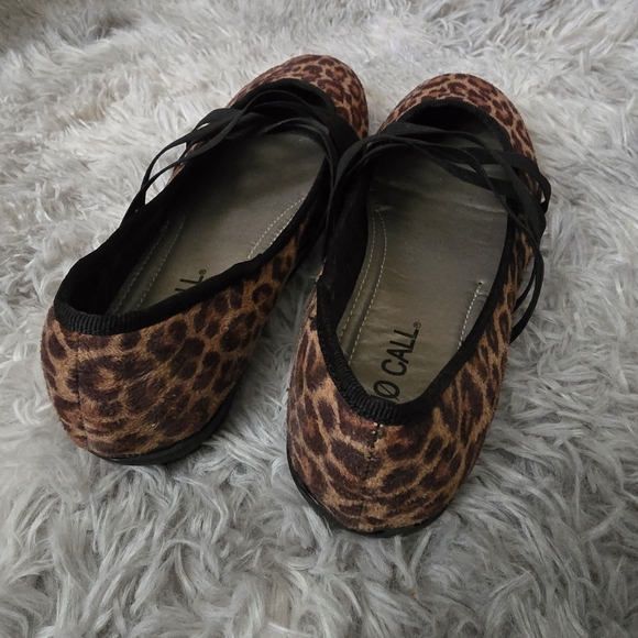 No Call Leopard Flats - Picture 2 of 4